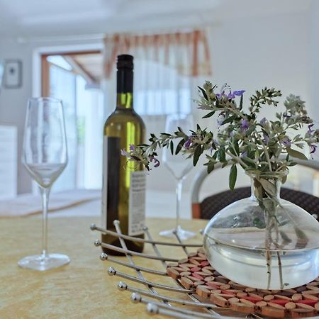 Apartmets Slavica 1644 Banjole Exterior photo
